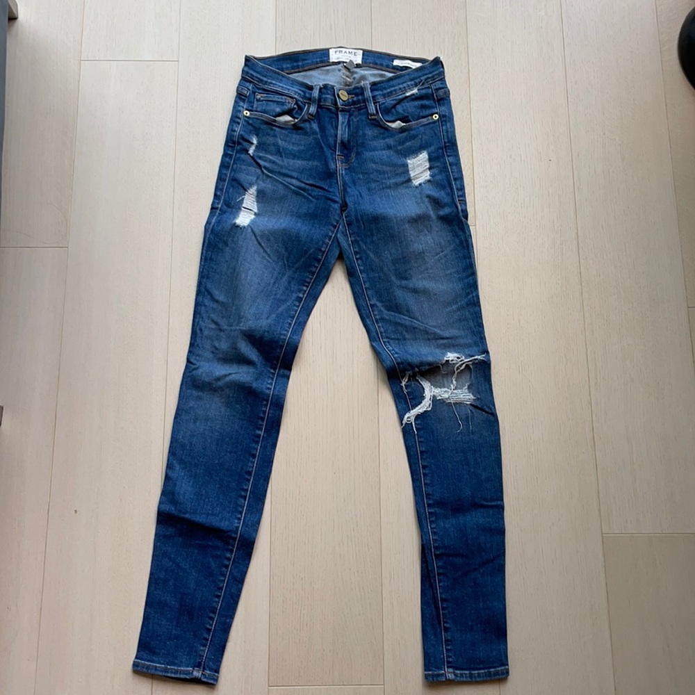 FRAME Le Skinny de Jeanne